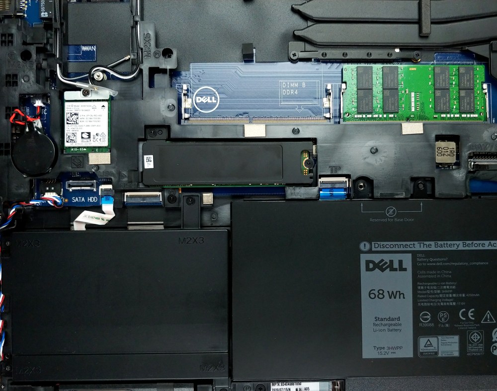 RAM DDR4, SSD M.2 y batería de Dell Latitude 15 5511